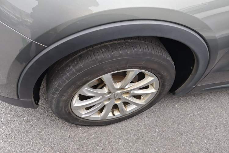 Used Cadillac XT4 2018 28T Two-Wheel Drive Tech Version
