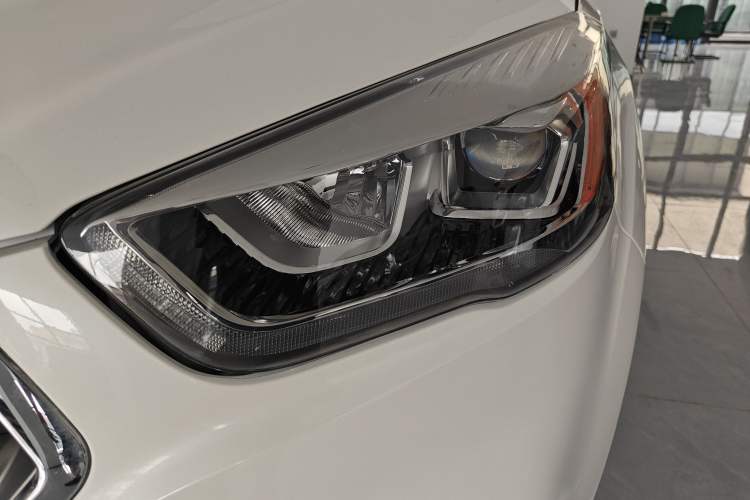 Used Ford Kuga 2018 EcoBoost 180 Two-Wheel-Drive Platinum Edition
