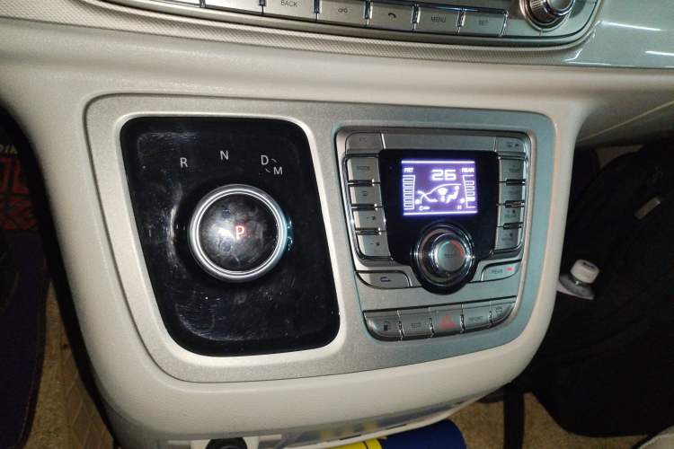 Used SAIC MAXUS G10 2022 2.0T Automatic Elite Edition Gasoline 7-Seater
