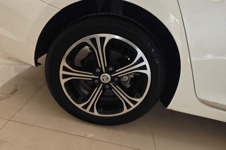 Used MG 6 2017 20T Automatic Luxury Smart Connect Version China V Standard