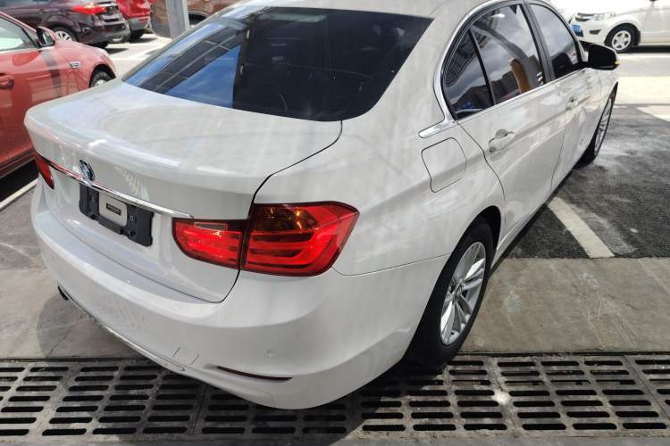 Used BMW 3 Series 2015 320Li Luxury Edition Fashion Model
