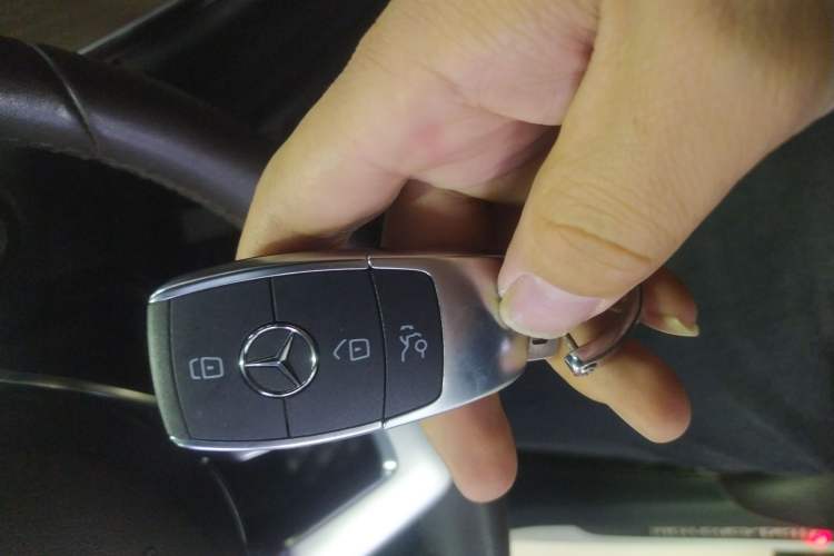 Used Mercedes-Benz GLC 2022 Second Facelift GLC 260 L 4MATIC Luxury Edition