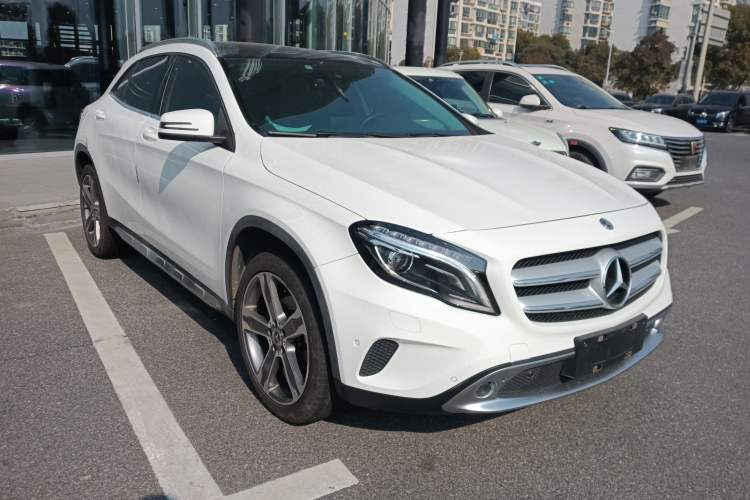 Used Mercedes-Benz GLA 2016 GLA 220 4MATIC Luxury Model