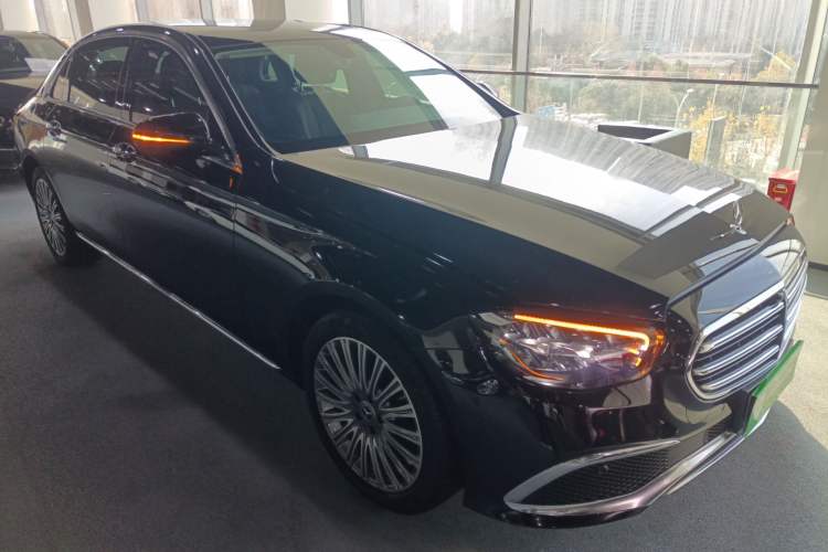 Used Mercedes-Benz E-Class 2023 Updated E 300 L Fashion Edition
