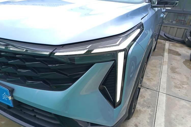 Used Geely Auto Emgrand X7 Sport 2024 1.5TD Prestige Edition
