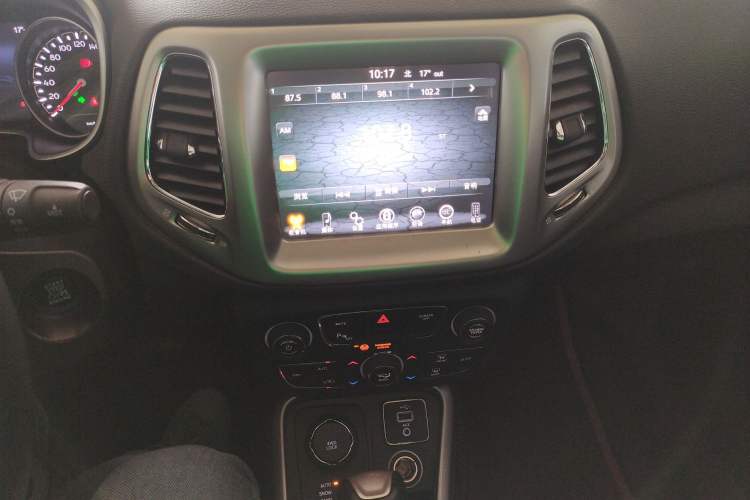 Used  Compass 2017 200T Automatic Family Enjoyment Four-Wheel Drive Edition
