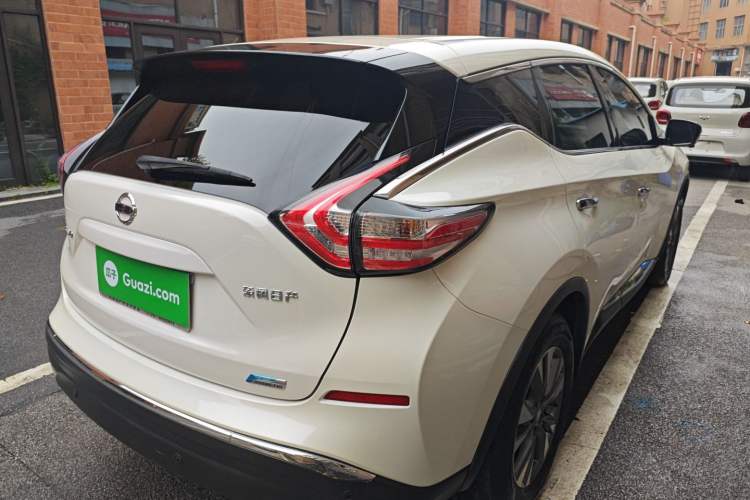 Used Nissan Murano 2021 2.5L XL Two-Wheel Drive Smart Connect Luxury Edition
