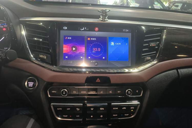 Used GAC Trumpchi GS8 2017 320T Two-Wheel Drive Luxury Edition (7 Seats)
