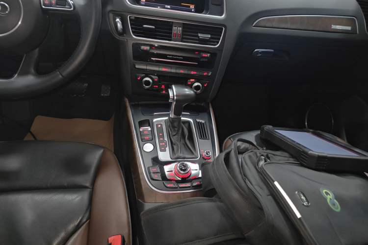 Used Audi Q5 2017 40 TFSI Comfort Model
