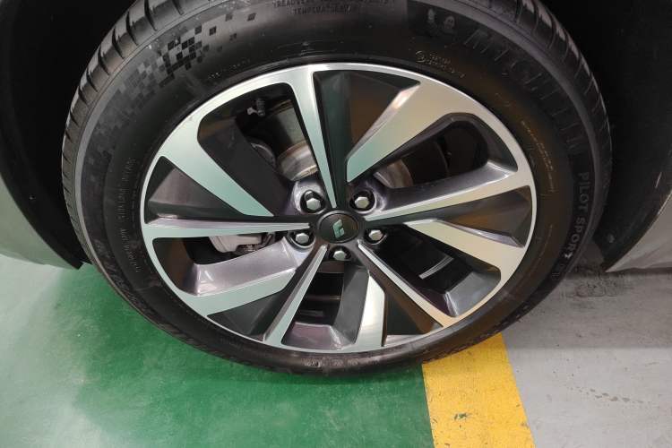 Used Li Auto ONE 2021 Extended-Range 6-Seater Version
