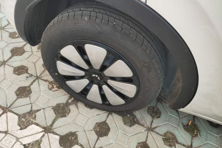 Used Wuling Bingo 2024 333 km Enjoyment Version
