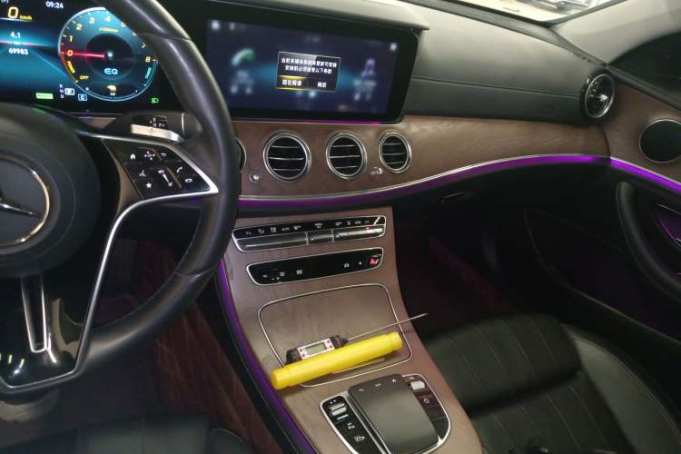 Used Mercedes-Benz E-Class New Energy 2022 Second Facelift E 350 e L Plug-in Hybrid Sedan
