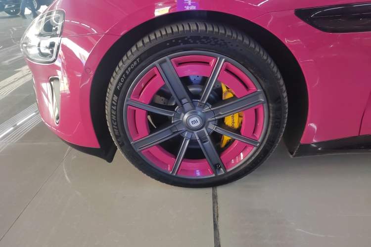 Used  SU7 2024 Four-Wheel Drive Ultra-Long Range Advanced Intelligent Driving Max Edition