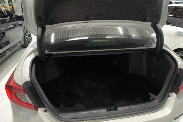 Used Honda Accord 2018 260TURBO Elite Edition China VI