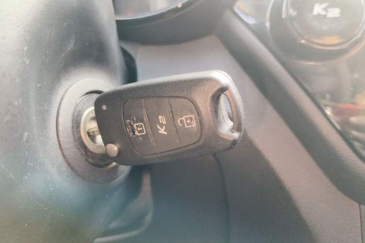 Used Kia K2 2015 Hatchback 1.4L AT GLS Cool Edition
