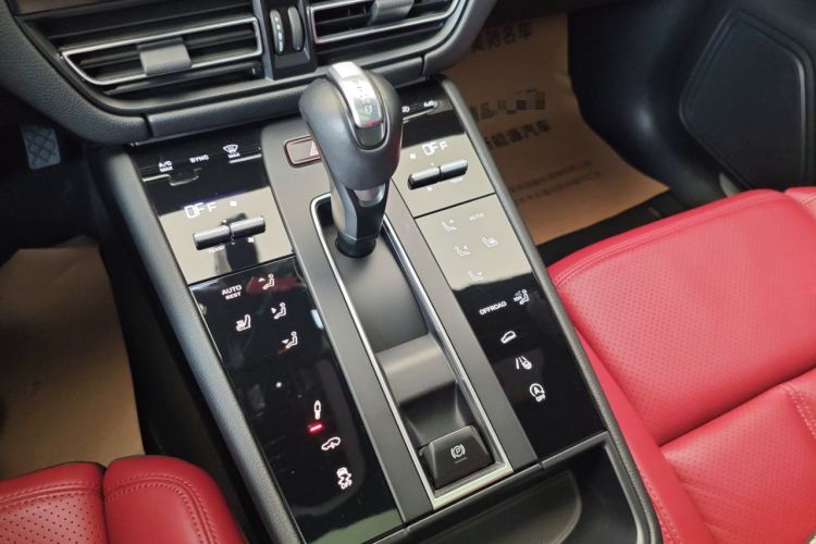 Used Porsche Macan 2023 Macan S 2.9T
