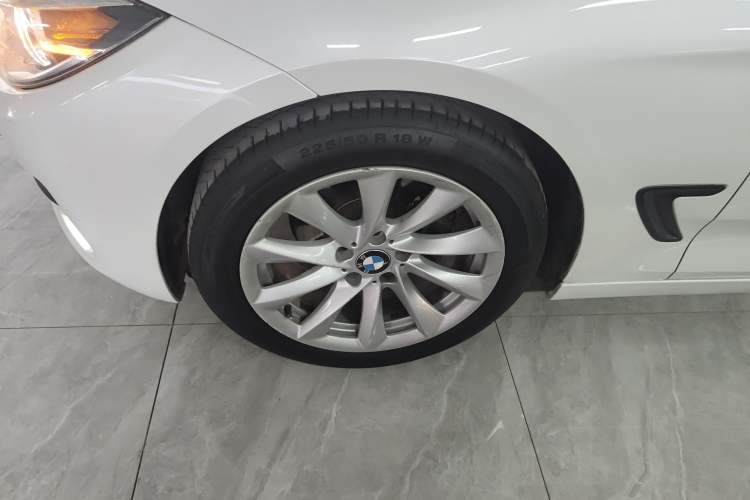 Used BMW 3 Series GT 2018 320i Sport Edition