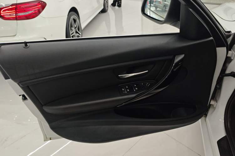 Used BMW 3 Series 2017 320Li Fashion Model