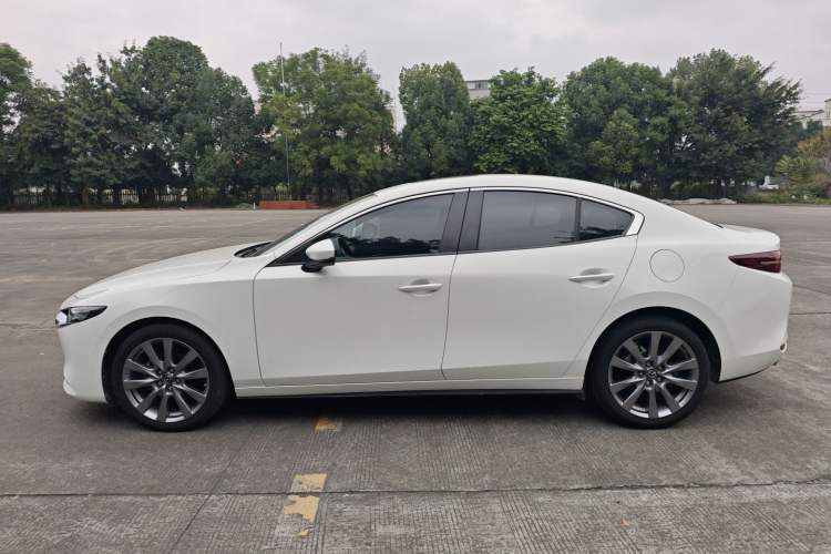 Used Mazda Mazda 3 Axela 2021 2.0L Automatic Zhiya Edition