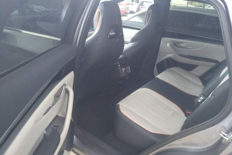 Used BYD Song PLUS New Energy 2023 Champion Edition EV 520KM Prestige Model
