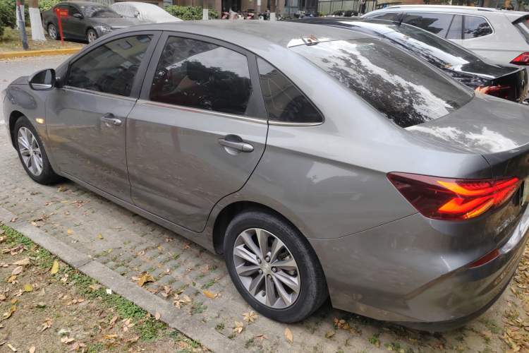 Used Chevrolet Monza 2021 320 Automatic Enjoyment Sunroof Edition
