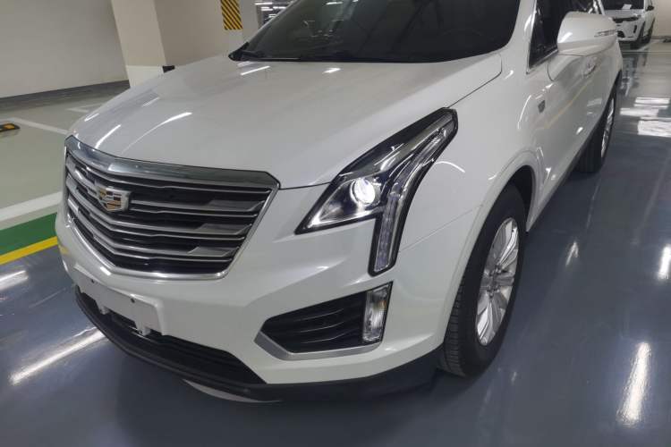 Used Cadillac XT5 2018 28E Four-Wheel Drive Tech Version