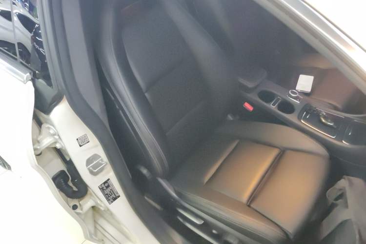 Used Mercedes-Benz CLA 2016 Facelifted CLA 200 Stylish Edition