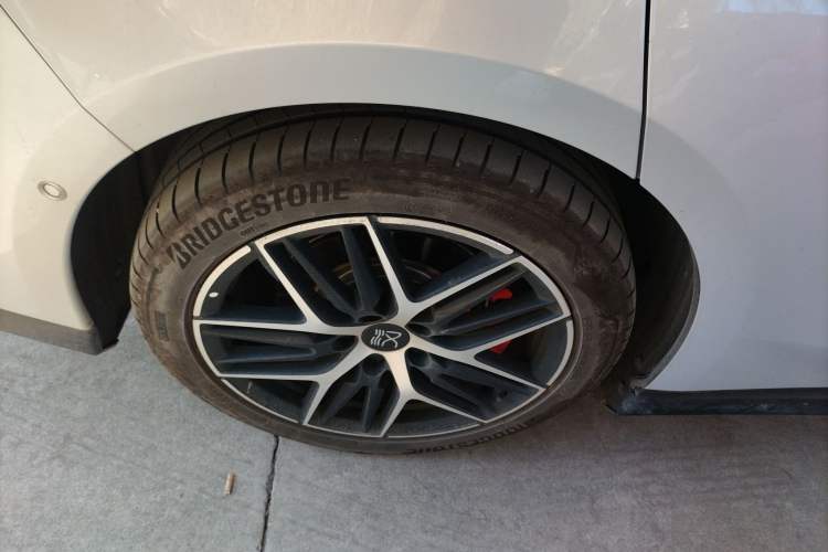 Used BYD Han L 2025 EV Four-Wheel Drive LiDAR Flagship Model
