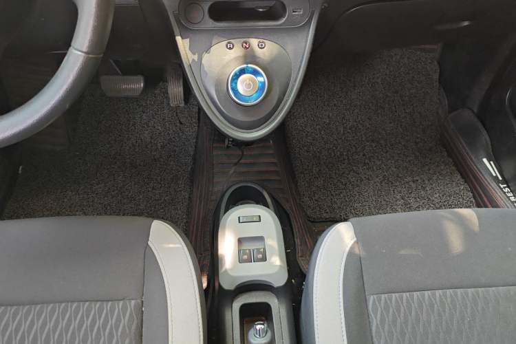 Used ORA Black Cat 2022 301km Base Version Ternary Lithium
