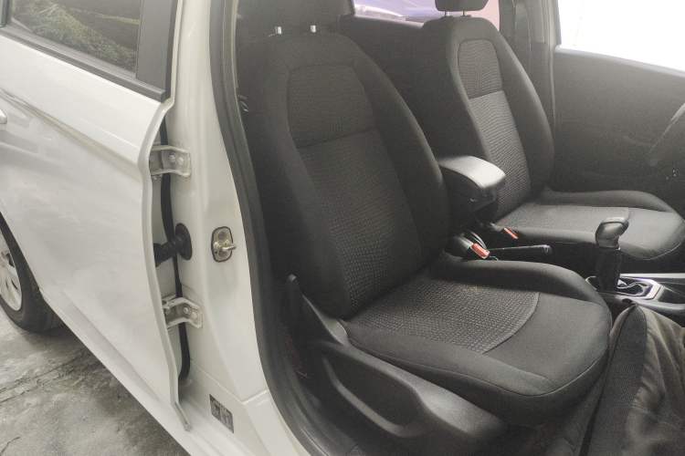 Used Peugeot 301 2016 1.6L Manual Comfort Edition
