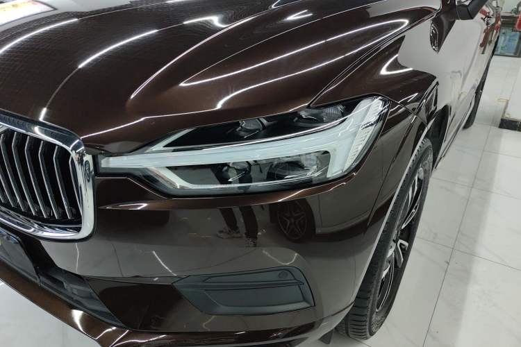 Used Volvo XC60 2019 T5 4x4 Zhiyuan Edition China VI Standard
