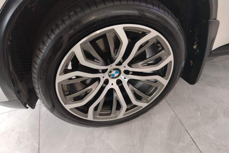Used BMW X5 2017 xDrive35i parallel import
