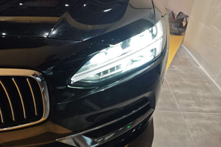 Used Volvo S90 2018 T5 Prestige Edition
