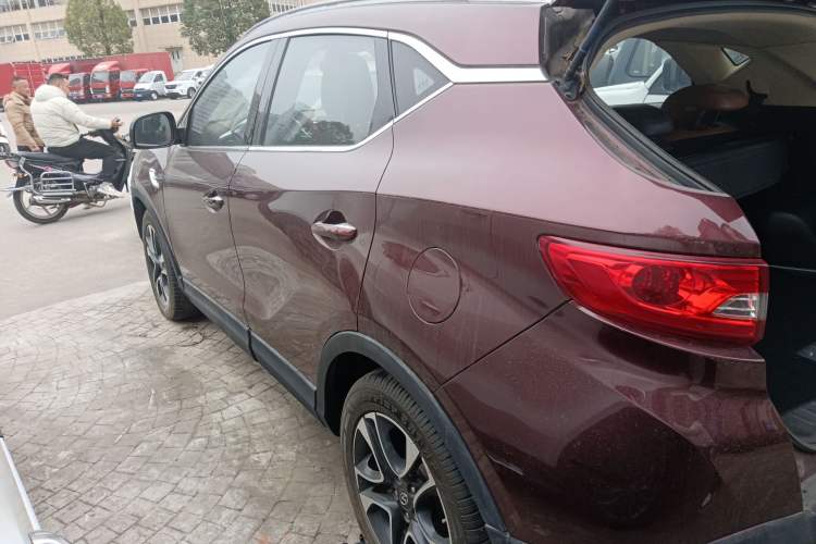 Used Soueast DX7 2015 1.5T Automatic Luxury Model