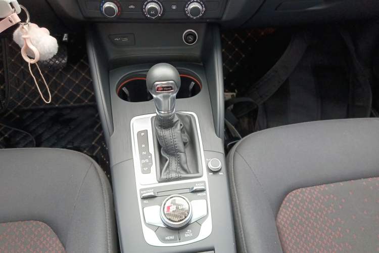 Used Audi A3 2020 Restyled Limousine 35 TFSI Ambition Version China VI