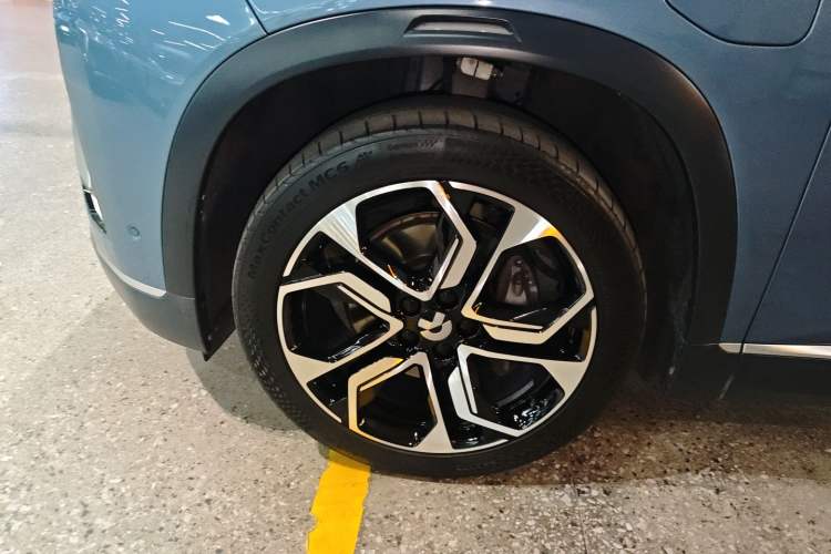 Used Nio ES8 2020 580 km Signature Edition 7-Seater Version
