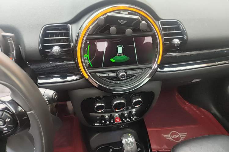 Used  Clubman 2018 1.5T COOPER Artist
