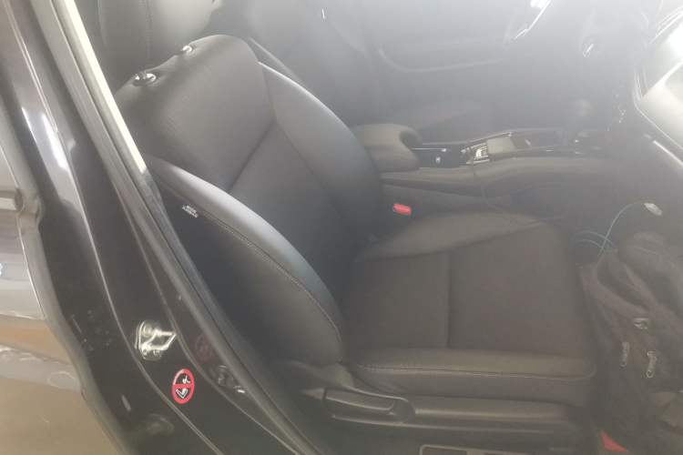 Used Honda Vezel 2020 1.5L CVT Pioneer Edition
