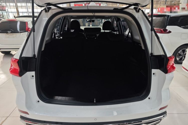 Used Haval M6 2021 PLUS 1.5T DCT Luxury Smart Connectivity Model
