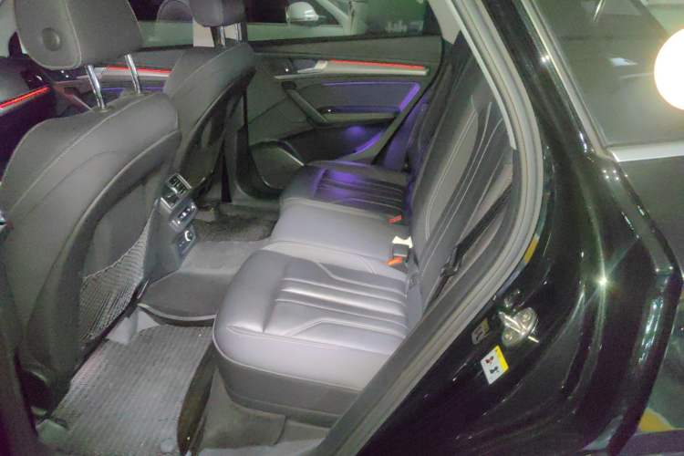 Used Audi Q5L 2022 40T Luxury Dynamic Model
