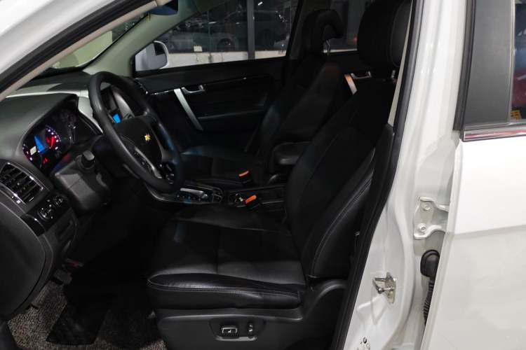 Used Chevrolet Captiva 2017 2.4L Two-Wheel Drive Luxury Edition 7 Seats
