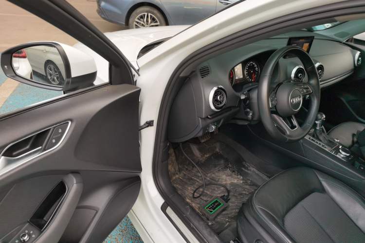 Used Audi A3 2020 Limousine 35 TFSI Fashion Edition China VI Emission Standard
