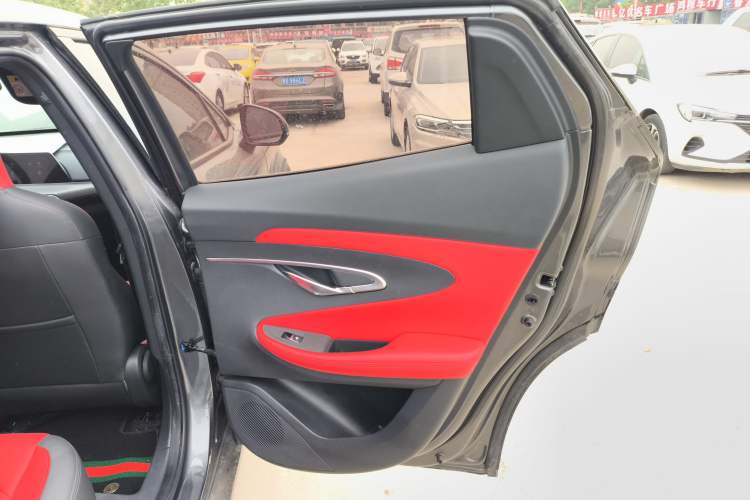 Used Changan UNI-T 2020 1.5T Prestige Version
