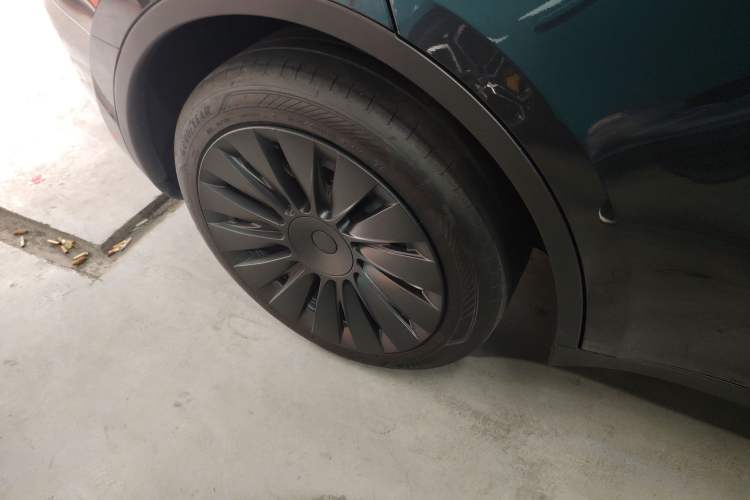 Used Tesla Model Y 2023 Rear-Wheel-Drive Version