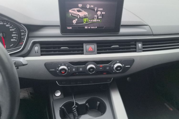 Used Audi A4L 2019 40 TFSI Ambition China VI
