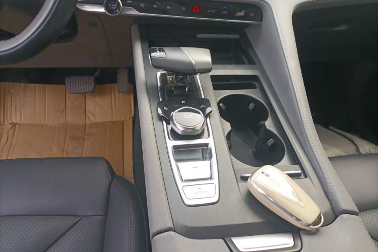 Used Changan CS75 PLUS 2022 2nd Generation 1.5T Automatic Prestige Version
