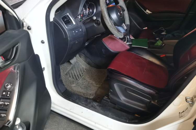 Used Mazda CX-5 2015 2.0L Automatic Two-Wheel Drive Urban Version