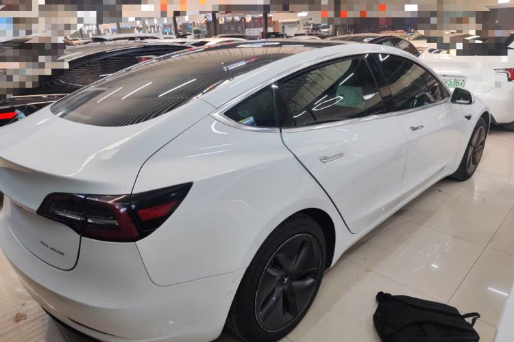 Used Tesla Model 3 2019 Long-Range All-Wheel-Drive Version
