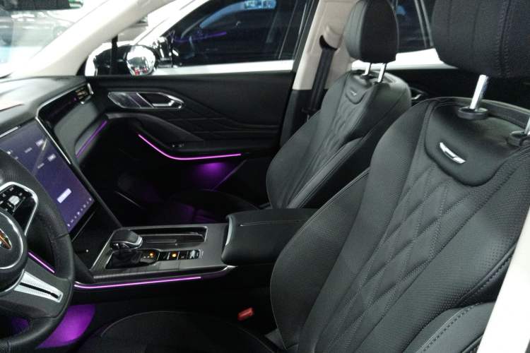 Used Hongqi HS7 PHEV 2024 2.0T PHEV Four-Wheel Drive Flagship Edition 6 Seats
