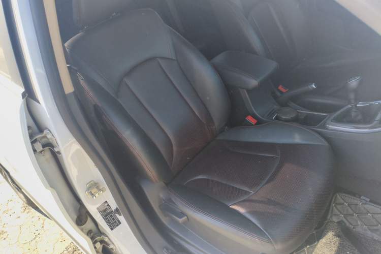 Used Baojun 560 2016 1.5T Manual Luxury Version
